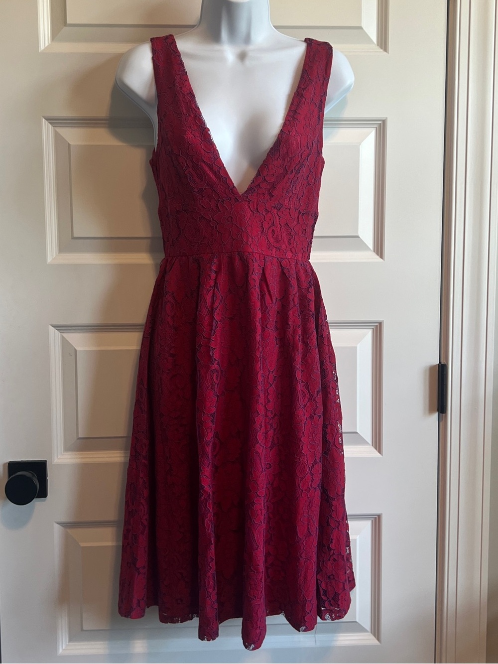 LULUS Lace Overlay A Line Fit Flare Party Semi Formal Homecoming Valentine’s